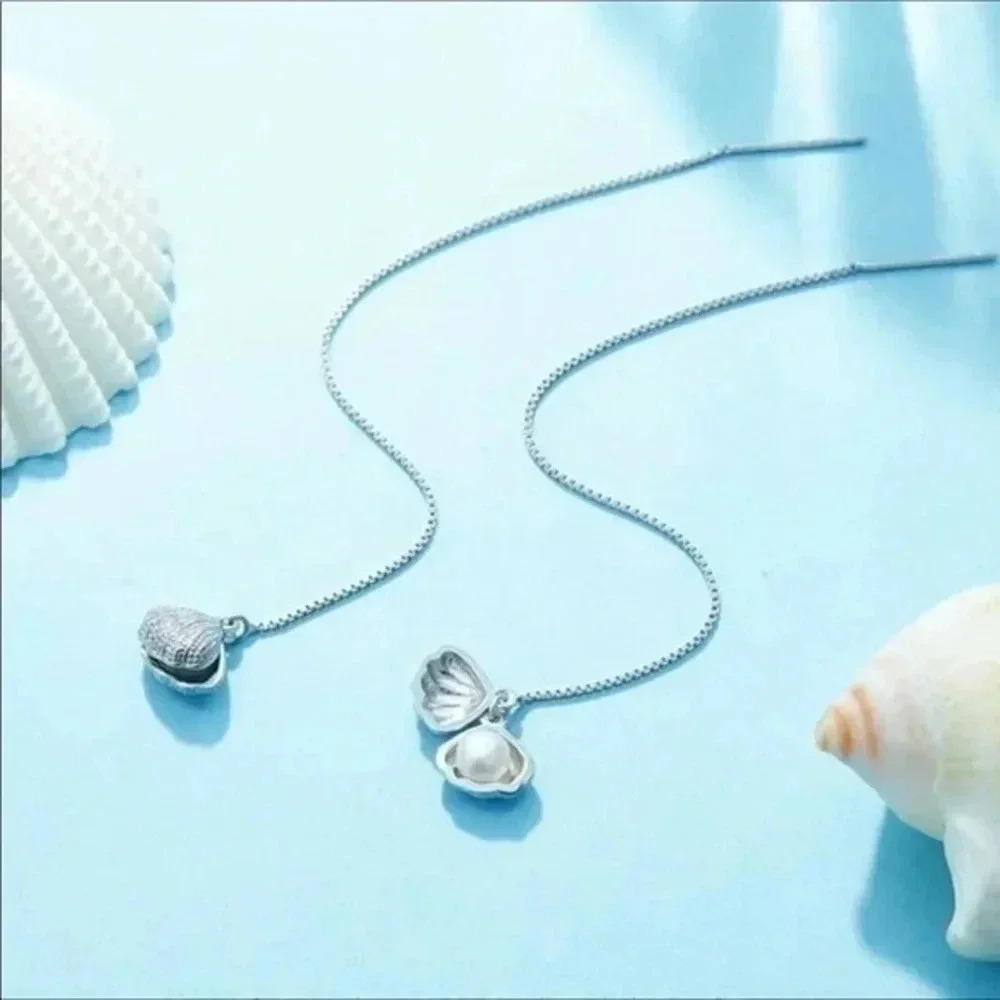 Gorgeous Silver Seashell Pearl Threader Earrings NWT